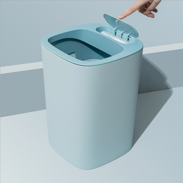 Square trash can